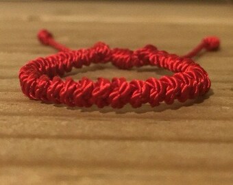 Baby bracelet. Red string bracelet. Baby red string bracelet. Chinese knot baby bracelet. Mal de ojo