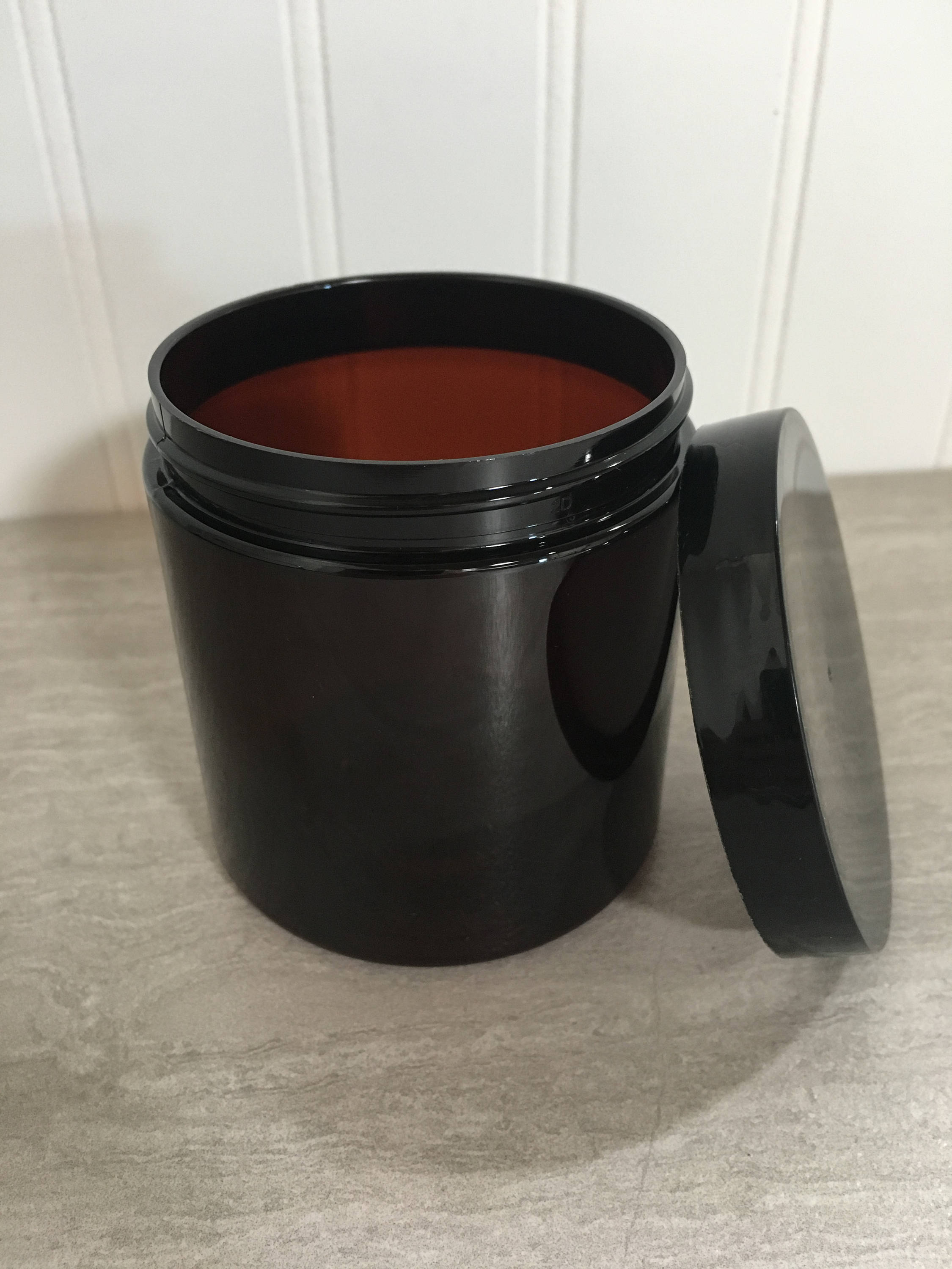 8oz. Plastic Jar & Lid BULK DISCOUNT Set of 320