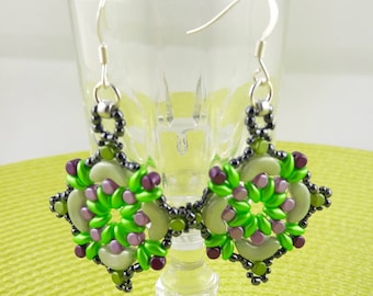 Earrings woven with glass beads