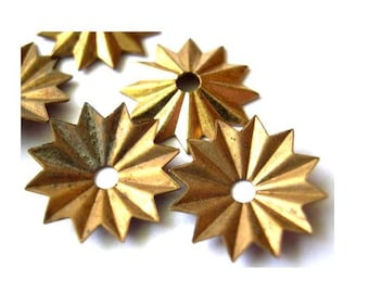 6 Flower cap beads, metal. vintage, 15mm, RARE
