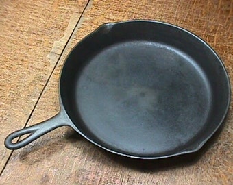 Vintage Cast Iron # 10 Skillet with a Heat Ring Cleaned-Seasoned, and Ready to Use # 3