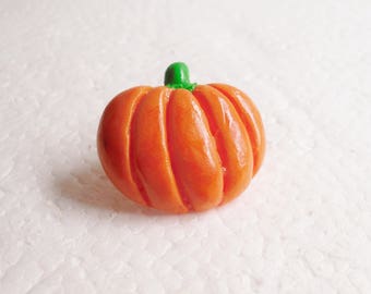 Pumpkin Brooch. Polymer Clay.