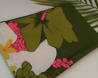 Handmade in Hawaii // Clutch // Beach Clutch // Make Up Clutch // Vintage With Yellow //#021