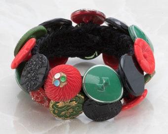 Large Glass Button Bracelet