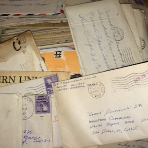 1 Vintage WW2 correspondence letter from family/couples/lovers, US navy, love letter, vintage ephemera, vintage letter,