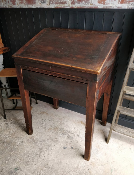 Antique Teacher's Desk Wooden Desk Front Of House Desk - Antique Teacher's Desk Wooden Desk Front Of House Desk