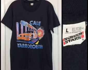 1980s Cale Yarborough stockcar NASCAR Hot Rod Drag Race car t-shirt size large 19x26 Haley's Comet Screen Stars made in USA