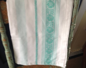 VINTAGE GREEN & WHITE Tablecloth
