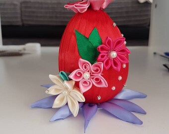Easter egg decoration