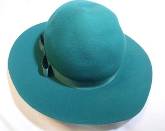 Vintage Liz Claiborne Hat