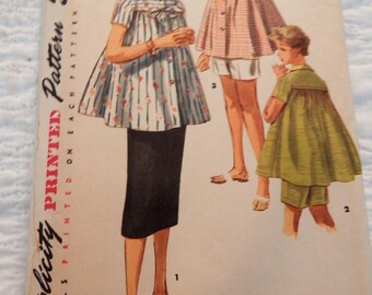 Vintage 1950's Maternity Blouse, Shorts and Skirt Simplicity 1174 Sz 12 30" Bust