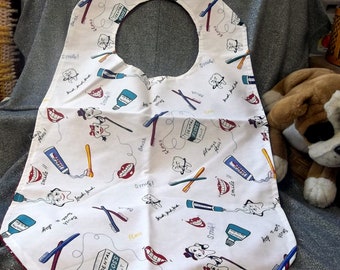 Senior Reversible Dining Bib, Brush Brush Brush Smile Print