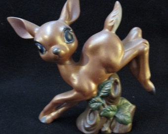 Christmas Deer Figurine (1043)
