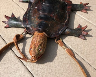 Snapper turtle flask
