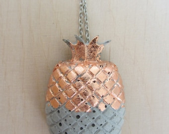 Concrete pineapple links necklace