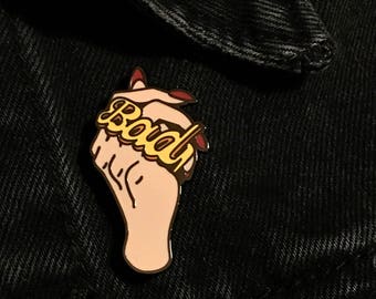SPRING CLEANING SALE: Lana del Rey - Bad ring fist - Born to Die era - fan edit enamel pin