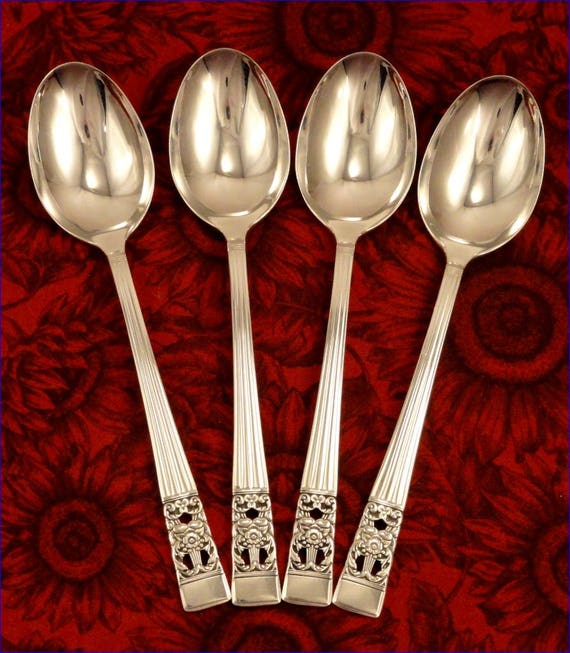 Set 4 Oneida Community Coronation Dessert Oval Soup Spoons Set 4 Oneida Community Coronation Dessert Oval Soup Spoons