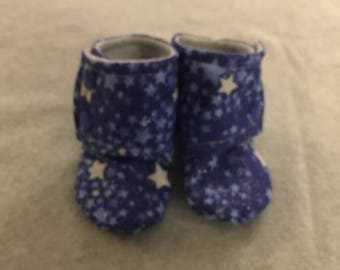 Blue Stars Stay On Baby Booties