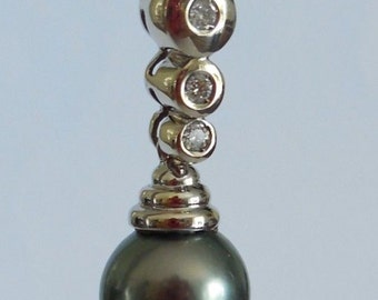Pendant, white gold 18 CT, diamonds, Pearl r.