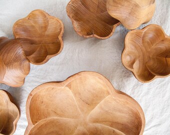 Vintage Salad Bowl with Six Small Bowls