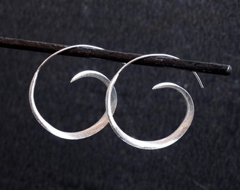 Silver Hoop Earrings, Silver Hoops, Swirl Hoop Earrings, Modern Earrings, Minimal Earrings, Sterling Silver Earrings, 925
