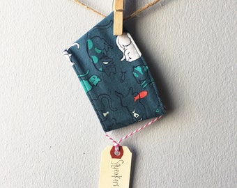 Blue Cat Reusable Fabric Coffee Sleeve, Kitty Cat Arrows Coffee Cozy, Blue, Red, White, Arrow Cotton