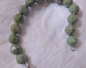 Green boulder like bracelet