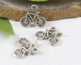 8 charms in antique silver 3D bicycle