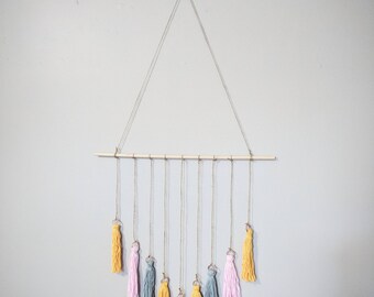 Finch - Medium Classic TASSL