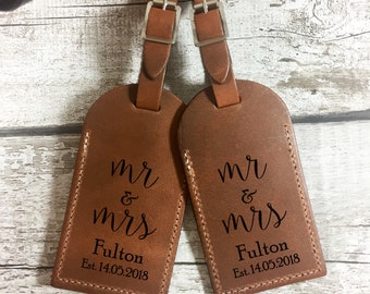 Personalised Leather Luggage Tag - Engraved Mr & Mrs Holiday Tag - Genuine UK Leather in Grey, Nude or Gold - Wedding Gift Keepsake - L1299