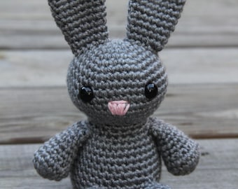 Crochet Bunny, Crochet Rabbit, Amigurumi Bunny, Amigurumi Rabbit, Gray Bunny, Gray Rabbit, Plush Bunny, Plush Rabbit, Mrs Vs Crochet