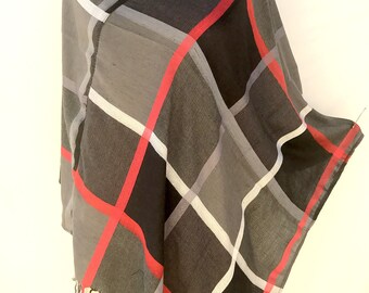 Plaid womens ponchos for women, Gift for women, birthday gift for mom, best selling shops items, PiYOYO