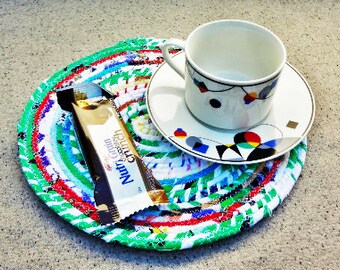 10 '' Round Candy Colored Fabric Coiled Mat