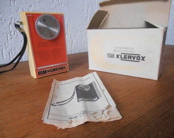 Vintage Klervox transistor pocket radio 1960s
