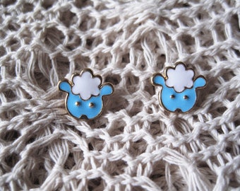 Blue sheep earing for one Pair