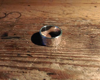 massive heavy silver ring hammered structure