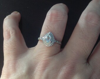 10k White Gold Blue Topaz & Diamond Ring -- Size 7