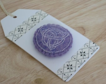 Hand Embroidered Purple Felt brooch - Round Celtic knot
