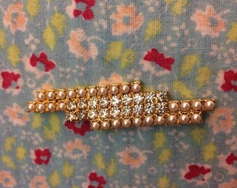 Vintage Pearl and Rhinestone Bar Pin Brooch