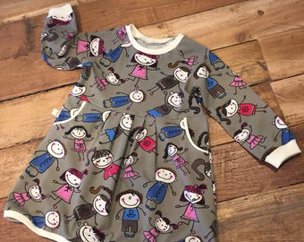 Dress with dolls, MT 86, 11/2-2yrs