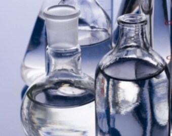 Perfumers Grain Alcohol. Turn your essential or fragrance oil into spray perfume.