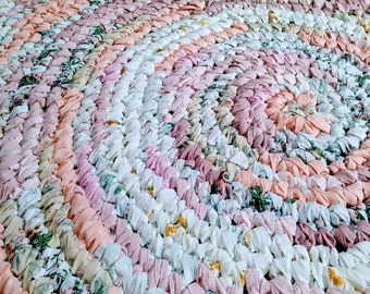 Large rag rug 6ft round/girls area rug/girls bedroom decor/shabby shic/nursery decor