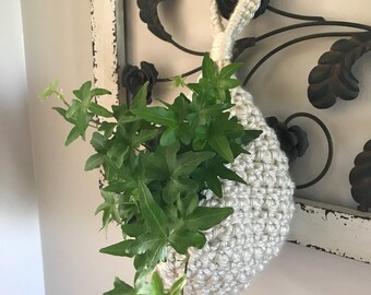 Hanging Crochet Basket- Cream color, Doorknob Basket
