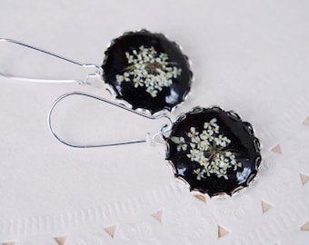 Real Flower earrings White Queen Anne's flower jewelry Dangle earrings Botanical jewelry Pressed flowers Botanical jewellery Gift for women