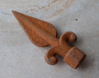 Vintage Reproduction Cast Iron Finial, Fence Post, Architectural Hardware Supply, Replacement, Upcycle Art Projects, Repurpose
