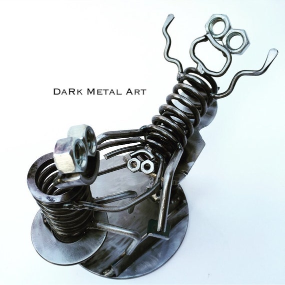The DaRk Metal Art Store