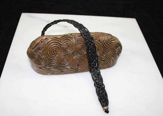 Celtic woven leather in black