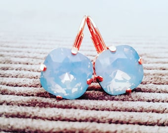Beautiful rose goldfilled earrings with air blue opal swarovski stones