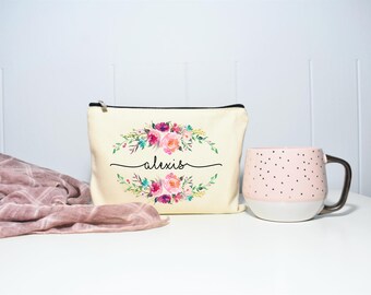 Best Friend Gift, Makeup Case, Personalized Makeup Bag, Personalized Gift, Makeup, Makeup Bag, Cosmetic Bag, Canvas Bag, Floral Monogram Bag
