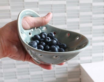 Pottery Berry Bowl with Handle - Small - Ceramic Colander